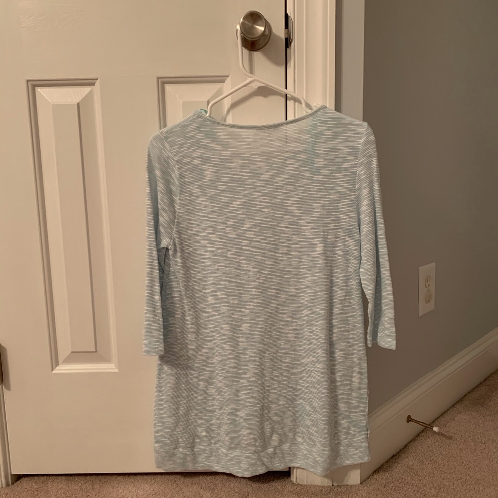 🌫 3/4 Sleeve Top Size S 🌫 - Picture 2 of 9